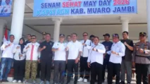 Wabup Muaro Jambi Junaidi Mahir Turut Memeriahkan Suasana penuh semangat mewarnai peringatan Hari Buruh Internasional (May Day) 2026 di Pendopo Kantor Bupati Muaro Jambi,